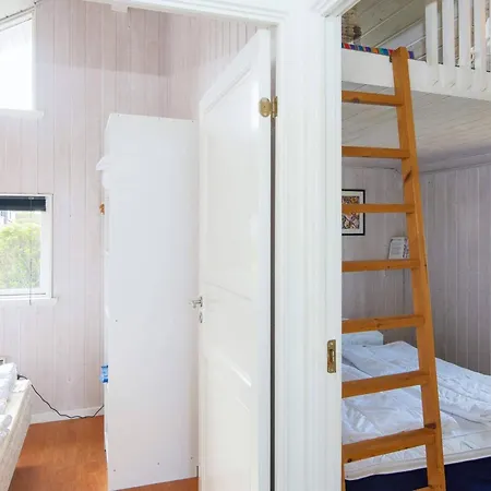 別荘 Two-bedroom In 1 *